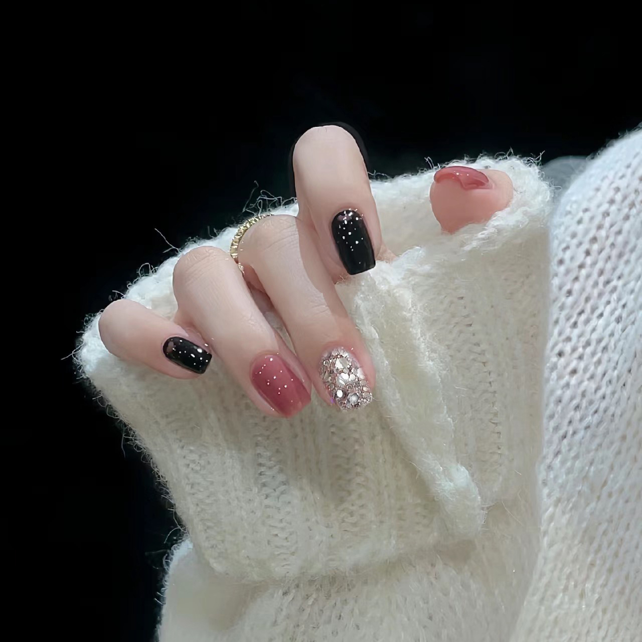 美拉德风网红甜酷辣妹配色指甲油