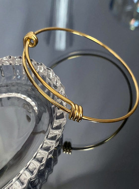 抽拉可调节不掉色手镯