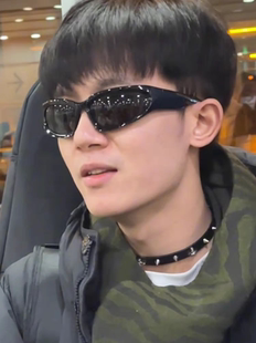 朋克尖铆钉皮项圈日本原宿项圈哥特摇滚嘻哈潮 李明德机场男女同款