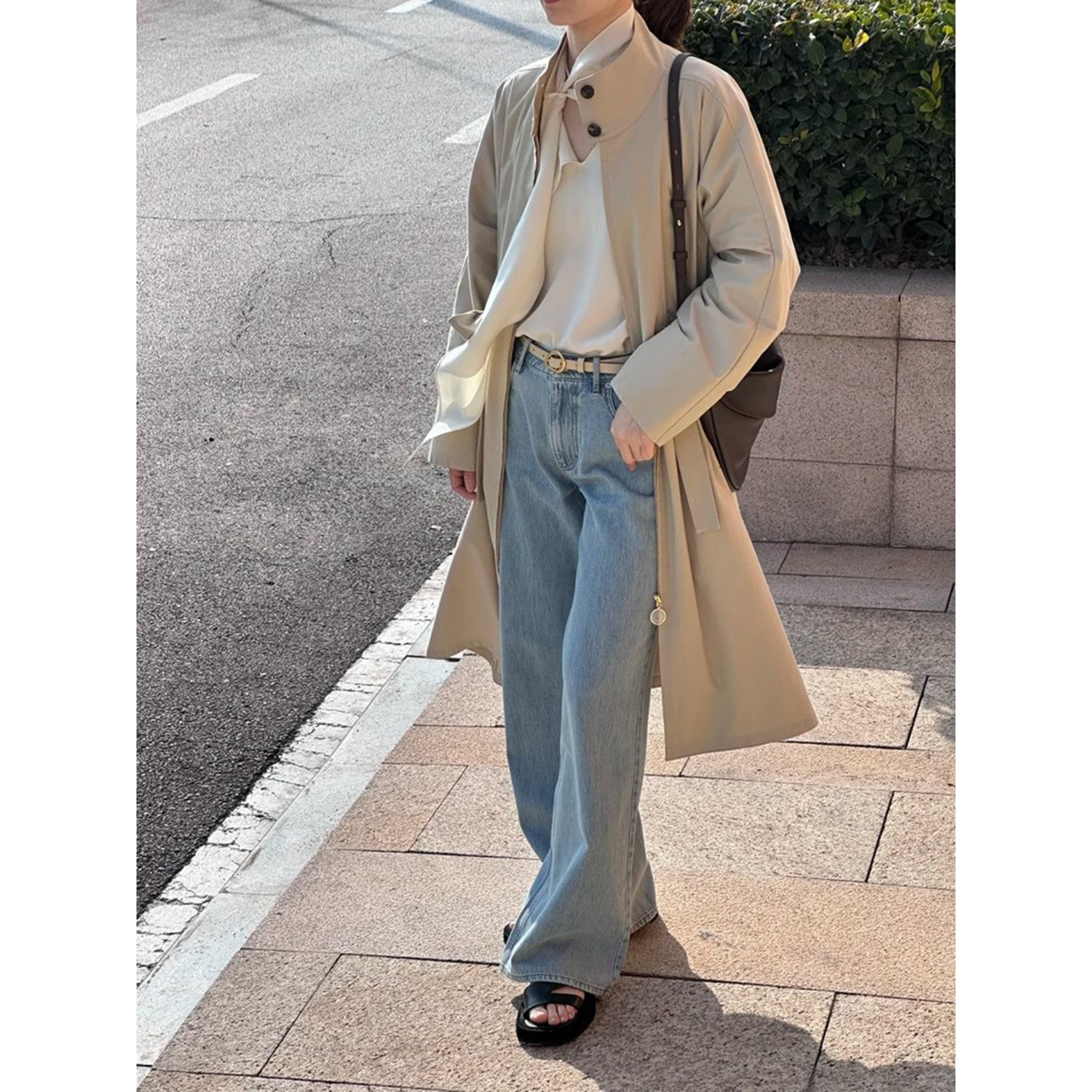 现货ICIC小禾同源2025秋款斜纹中长款宽松抽绳立领休闲简约风衣,女装/女士精品,风衣,淘宝优惠券,粉丝福利购,淘宝优惠卷