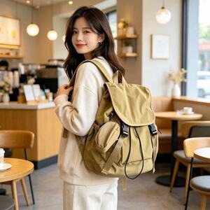 双肩包女多功能轻量都市休闲双肩包通勤水桶背包大学生书包防水轻