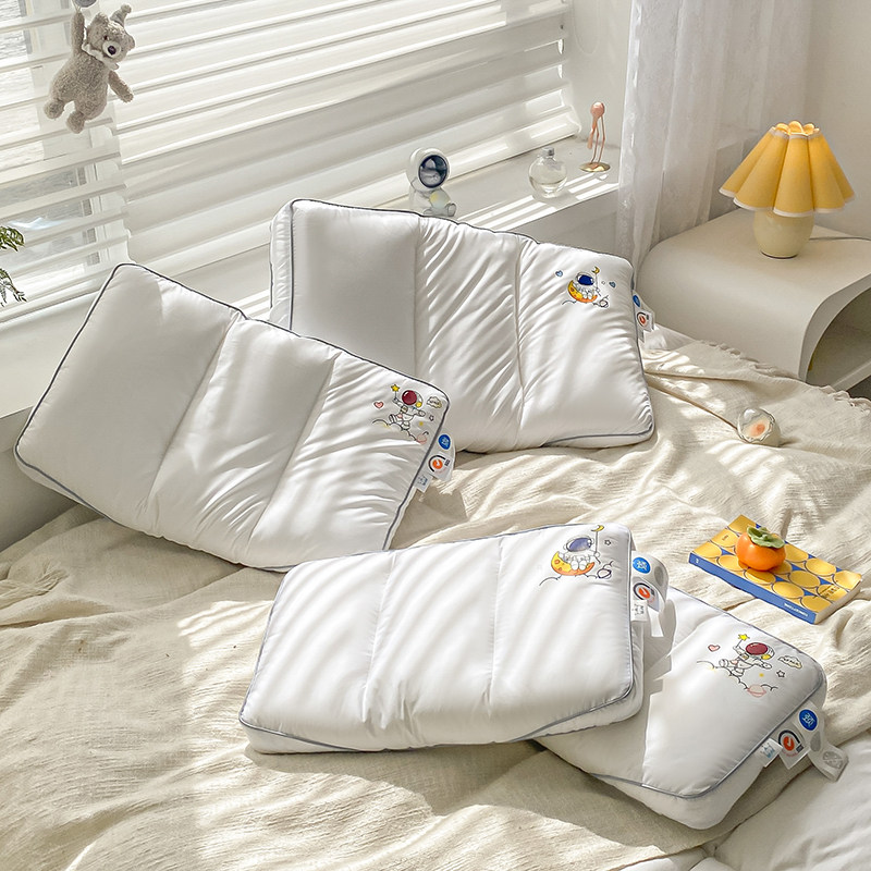 【富山草莓】卡通可爱宇航员全棉枕芯幼儿园宝宝护颈儿童枕头家用