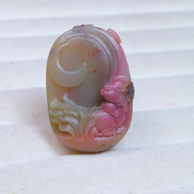 四川凉山盐源玛瑙粉嫩紫色玉兔吊坠毛衣链送妈妈朋友闺蜜自戴