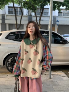大码女装甜美刺绣撞色马甲秋季彩色格纹开衫上衣花苞长裤三件套装