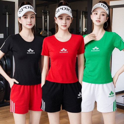 鬼步舞服装新款夏季团体广场舞时尚运动短袖短裤套装健身操跳舞服