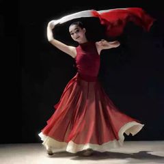古典舞群舞演出服光亮舞蹈服中国风飘逸纱衣红色万疆舞蹈扇子舞服