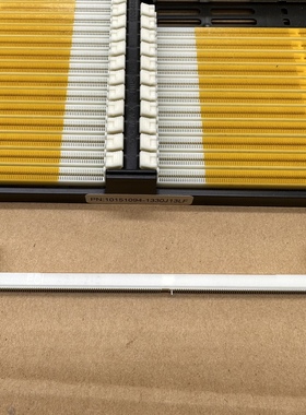 10151094-1330J13LF进口FCI连接器DDR4四代内存插槽卡白色288PIN