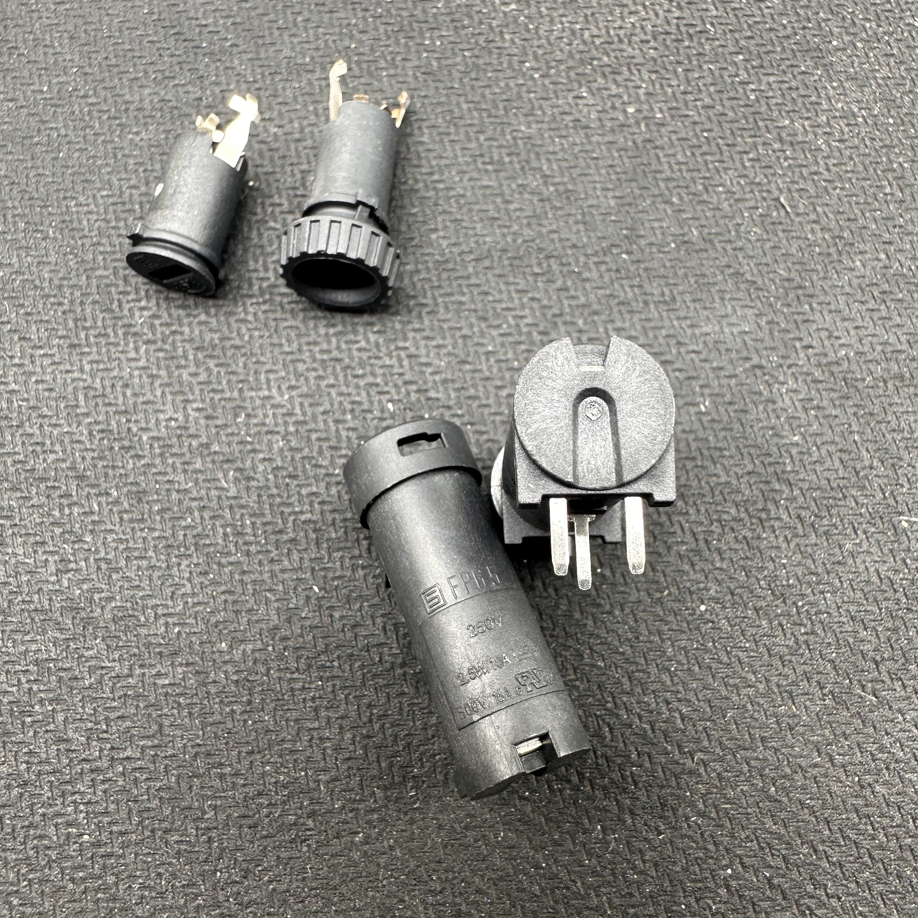 进口舒特FPG5 3101.0050 3101.0055 5x20mm 10A250V保险丝座卧式
