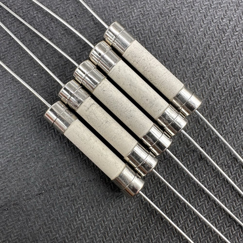 6FF 2A 1000V 615 6*30 6.3*32MM光伏陶瓷保险丝 管带引线直插脚