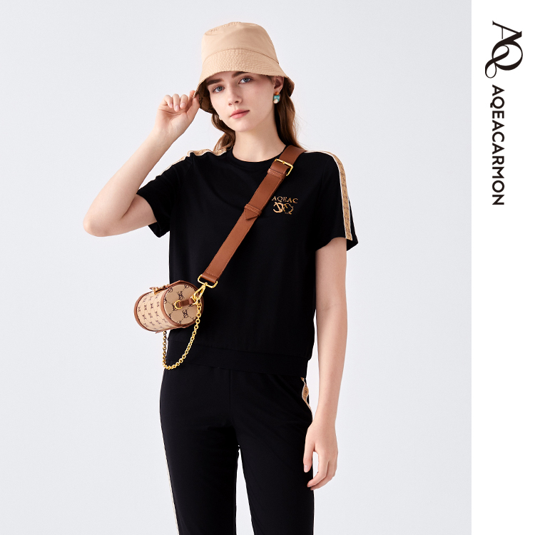 短袖休闲常规圆领女性