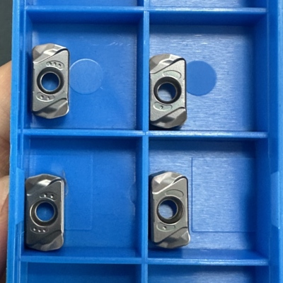 快进铣刀片 LNMU0303 ZER 黑彩加硬 不锈钢淬火钢