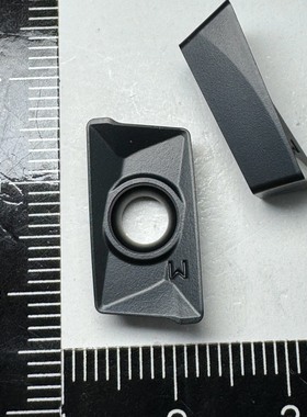 数控铣刀片 APKT160408-PM APKT1705PDER-EM DL1008