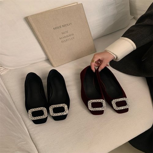 高级感法式水钻单鞋晚晚鞋春秋平底鞋配裙子黑色瓢鞋小香风女鞋子