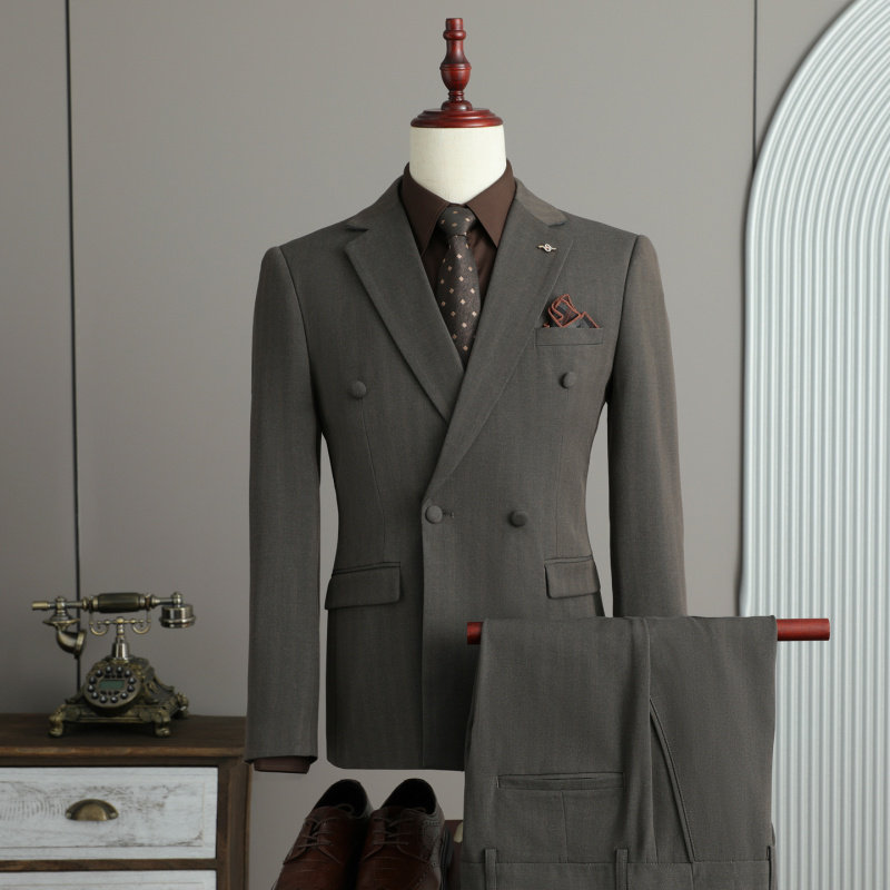 雷蒙熟男高级感西服男套装黑色新郎结婚礼服修身双排扣西装三件套