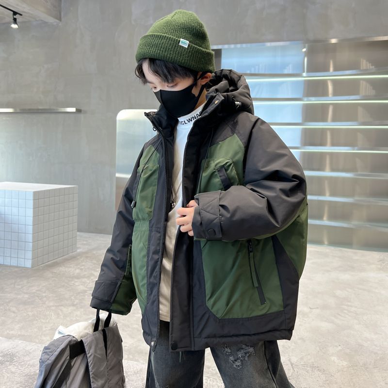 男童冲锋衣羽绒服冬季加厚韩版2025宽松新款洋气短款爆款保暖外套