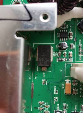 全新正品 SM6S20A DO-218AB SM6S20AHE3/2D VISHAY原装瞬态二极管