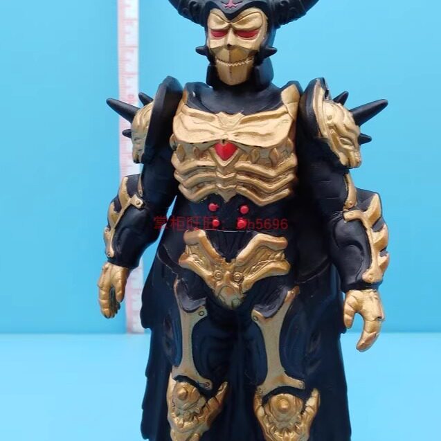 日本万代正版亡灵宙达安培拉星人500软胶火花怪兽儿童玩具