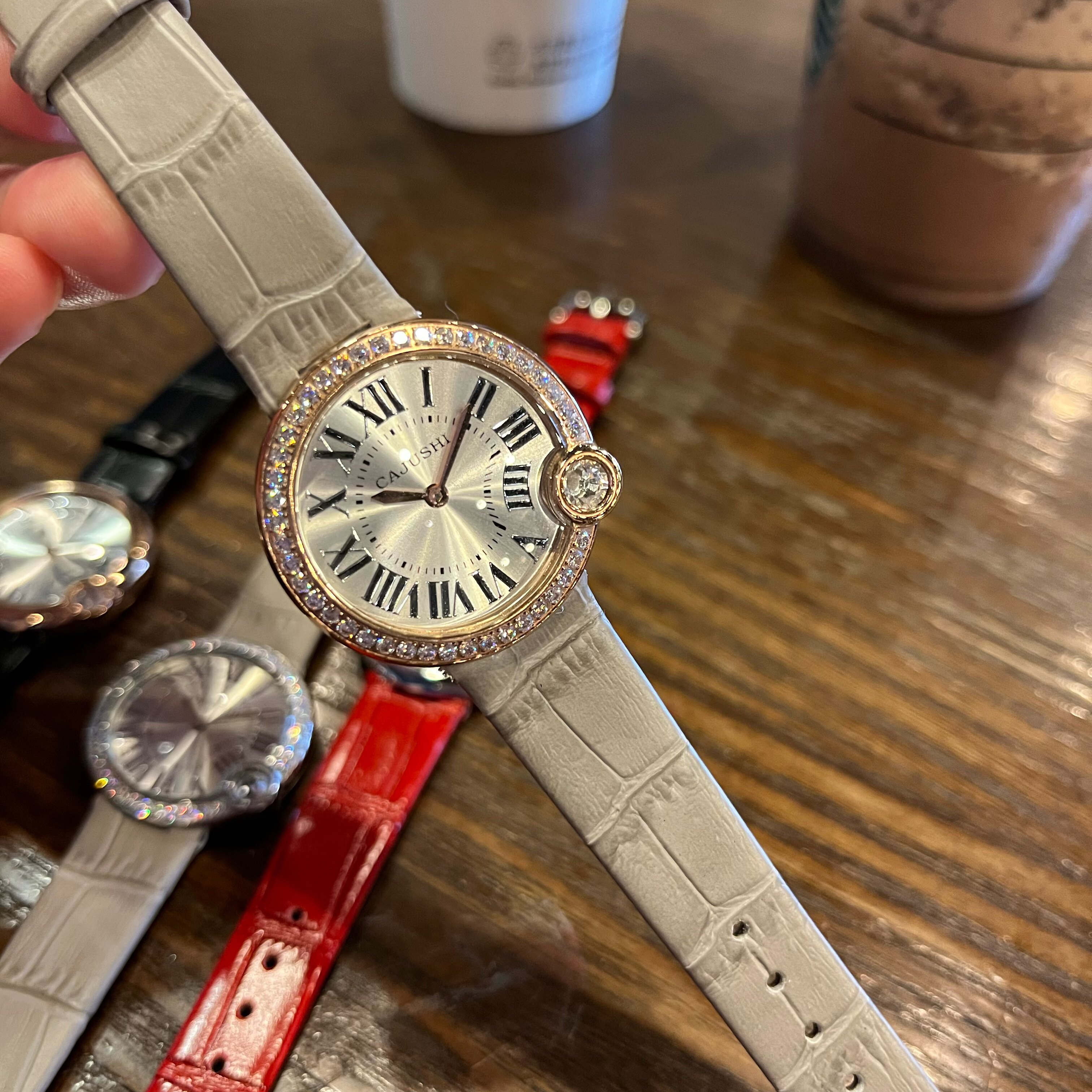 卡家告白系列气球型高端轻奢带钻表时尚简约情侣进口石英牛皮女表