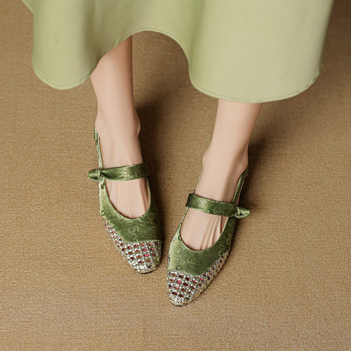 法式复古镂空包头凉鞋女2025夏季新款外穿编织猪笼鞋罗马鞋洞洞鞋