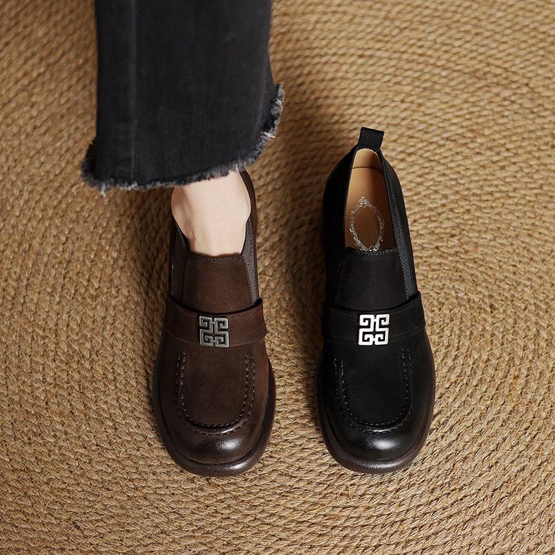 2025新款小羊皮中跟粗跟乐福鞋女秋冬新款深口单鞋复古圆头小皮鞋