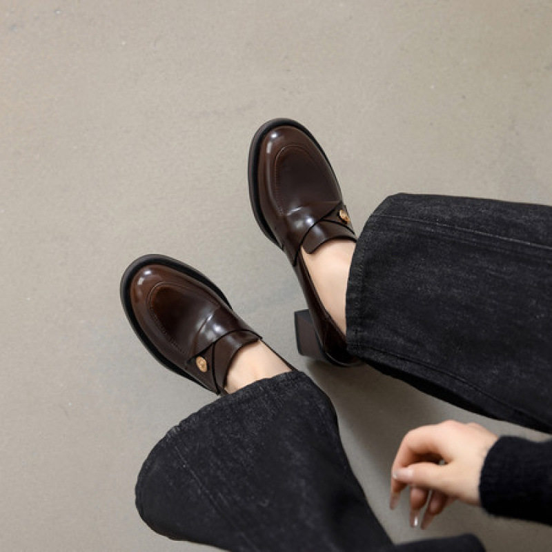 英伦风山茶花粗跟乐福鞋女2026春秋真皮一脚蹬小皮鞋复古中跟单鞋,户外/登山/野营/旅行用品,登山鞋/徒步鞋,淘宝优惠券,粉丝福利购,淘宝优惠卷