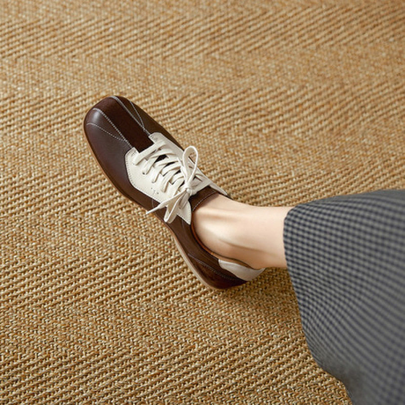 时尚拼色系带运动休闲鞋女秋冬真皮平底旅游通勤百搭开车深口单鞋,户外/登山/野营/旅行用品,登山鞋/徒步鞋,淘宝优惠券,粉丝福利购,淘宝优惠卷