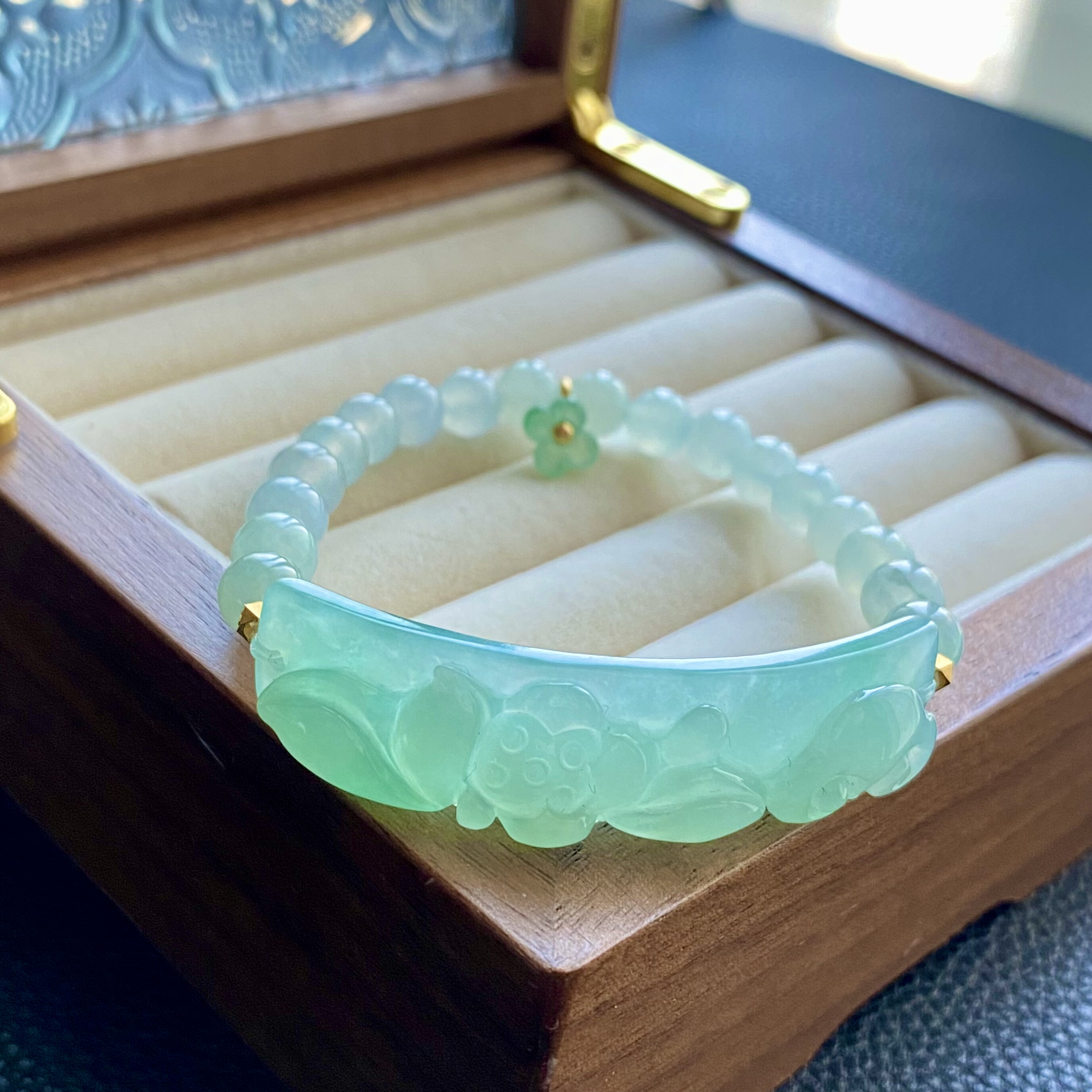 缅甸翡翠A货荷花手牌圆珠18 K金手串,珠宝/钻石/翡翠,手链/手串,淘宝优惠券,粉丝福利购,淘宝优惠卷