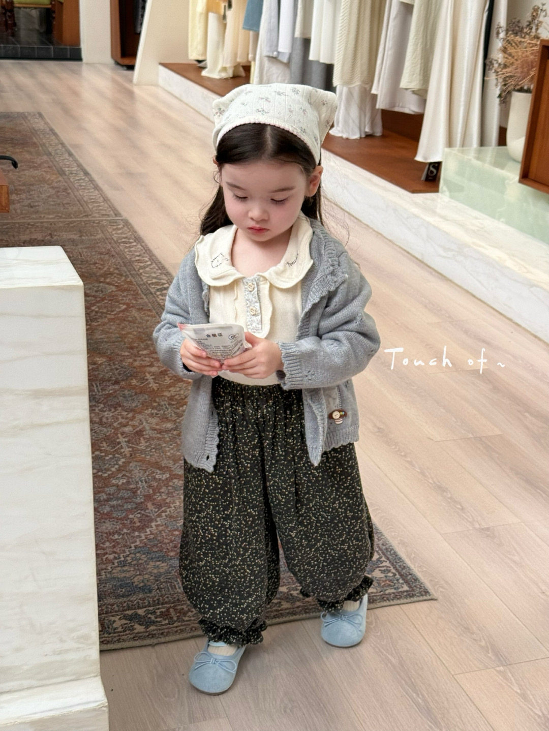 小树家2025新款女童韩版针织开衫复古钩花上衣镂空毛衣外套碎花裤