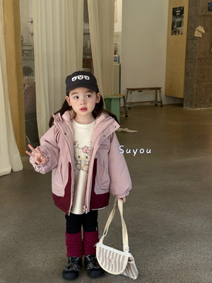 小树家2025秋冬新款女童韩版连帽冲锋衣羽绒服外套两件套可拆三穿