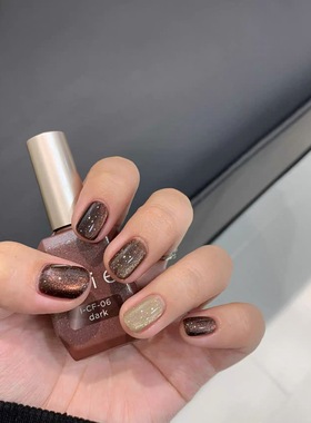 日本进口 IRIE 爱理 秋冬巧克力猫眼 碎钻甲油胶 猫眼胶 INS