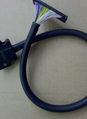 厂家直销 MR-J3 端子排电缆 MR-J2M-CN1TBL05M 0.5米长 特价