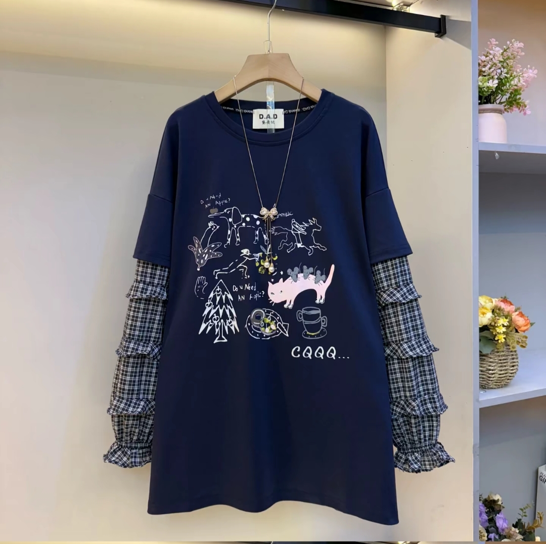 圆领宽松卡通印花拼接格子袖假两件长袖T恤女遮肉打底衫上衣卫衣