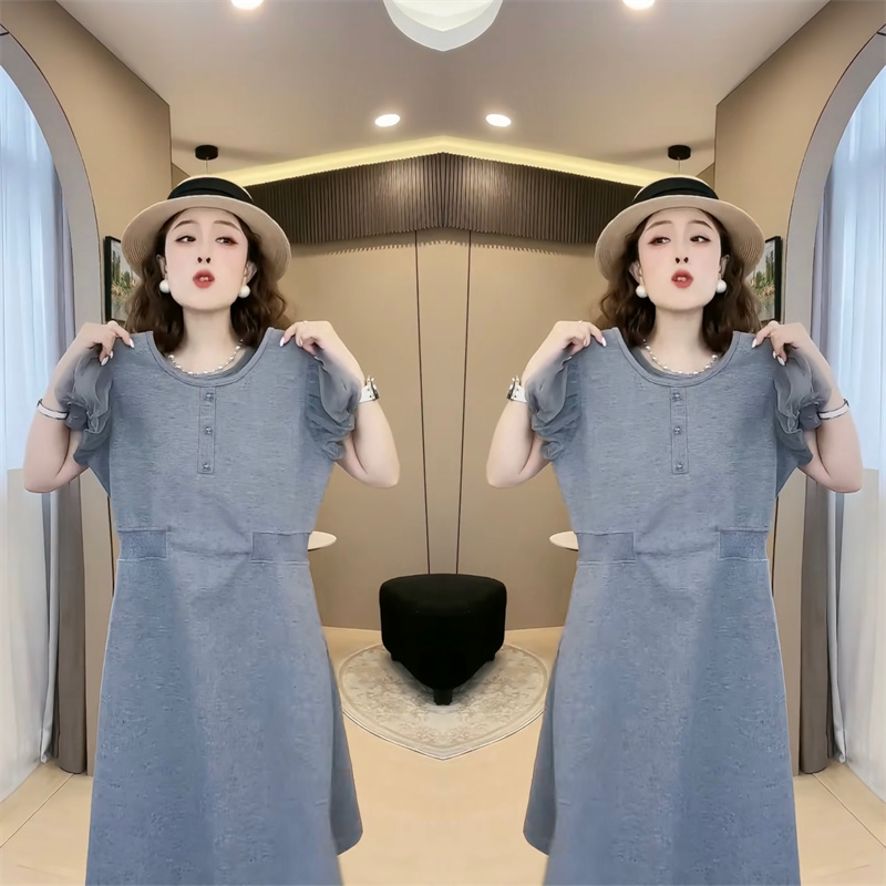 网红百搭女士炸街连衣裙