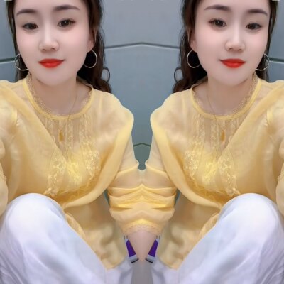 薄款宽松蕾丝花边显白女士打底衫