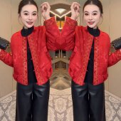 长袖 复古洋气减龄提花盘扣红色短款 百搭女士外套 新款 欧货时髦冬季