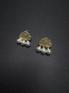 Vintage古著可爱云朵仙气耳环女气质韩国哑光简约小巧耳饰P52701