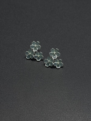 冰岛繁花轻透蓝粉耳环女气质小众设计感花朵耳钉精致感耳饰P11859