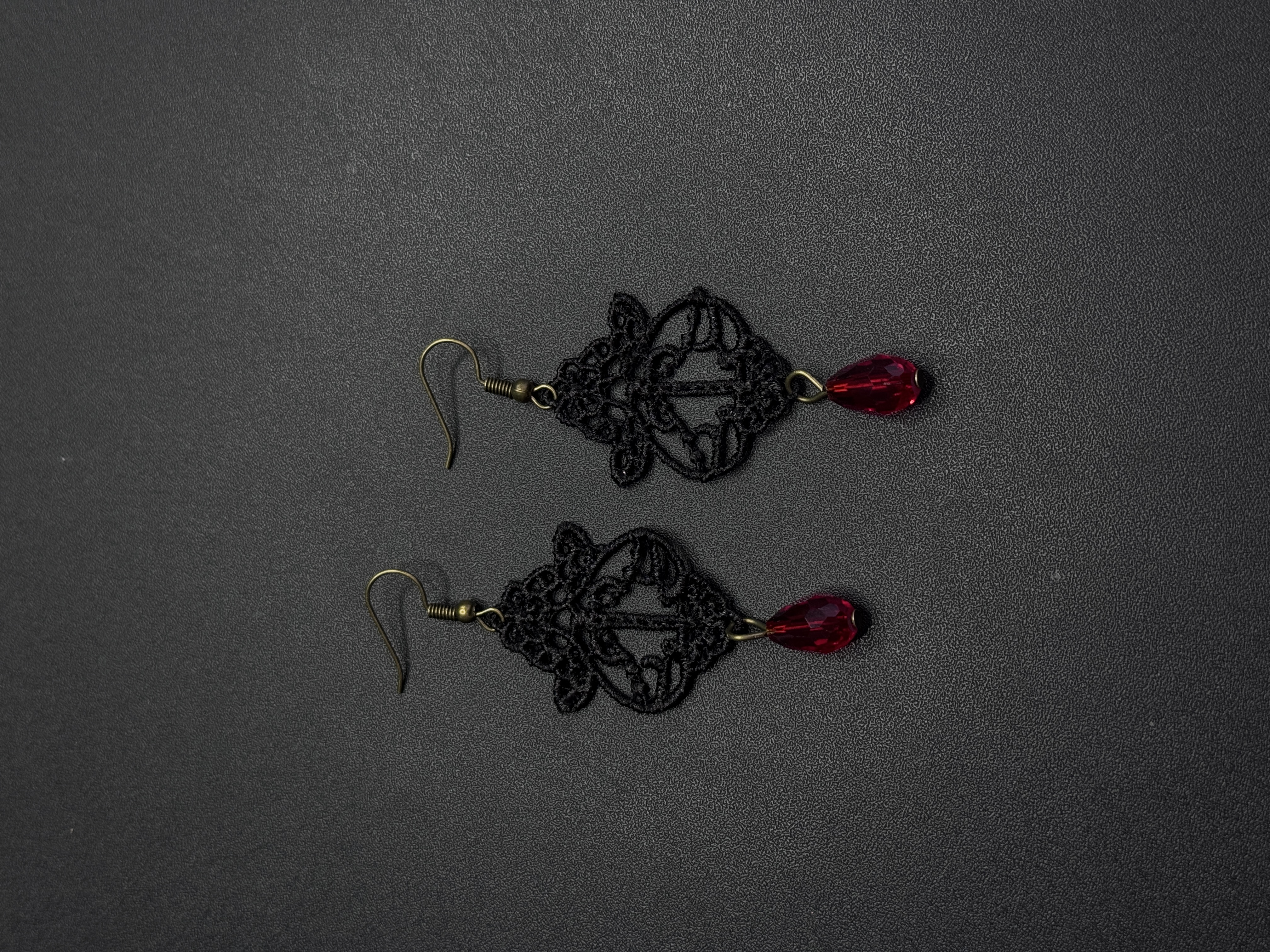 Vintage古著欧美秋冬设计感暗黑哥特风花纹耳环气质耳饰P112252