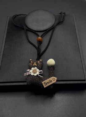 原创设计手工编织项链女小众高级感毛衣链配饰小猫咪项链B122855