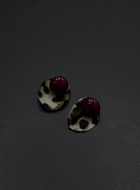 复古撞色豹纹珍珠相思耳钉简约性感小耳饰女高级感耳环P10558