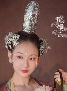 琉璎芷匠工仕女图山口首饰古风