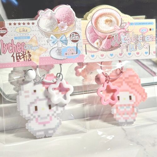 KT猫美乐蒂像素亚克力钥匙扣