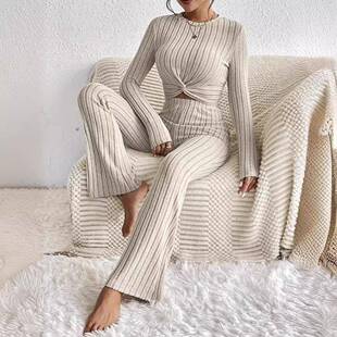 Casual solid two piece knot front long sleeve crop top and