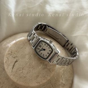 韩国进口staccato正品轻奢复古坦克手表高级感精致通勤手链腕表女