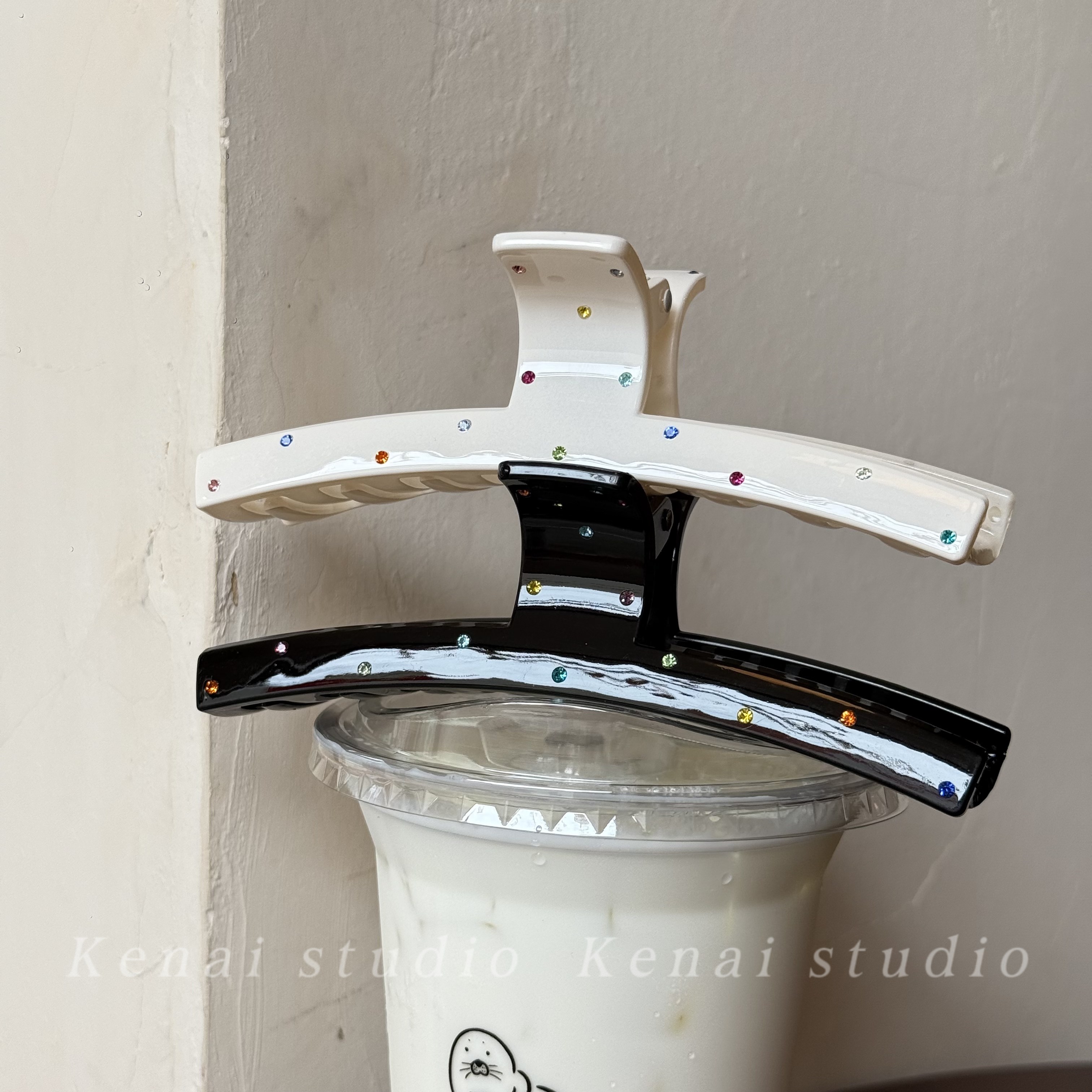 韩国进口施华水钻鲨鱼夹多巴胺彩钻法式抓夹高级树脂大号发夹发饰,饰品/流行首饰/时尚饰品新,发饰,淘宝优惠券,粉丝福利购,淘宝优惠卷