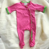 出美国mud pi－外贸女宝宝婴儿玫红色花边哈衣包脚长袖 连体长爬服