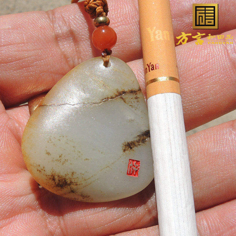 方言和田玉精品红金活皮白玉独颗水滴牌型籽料挂件巧雕荷花吊坠F