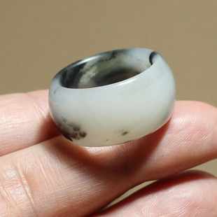 原8000元 方言白皮子好意境老熟青花籽料卡19宽边戒指X3 现4200元