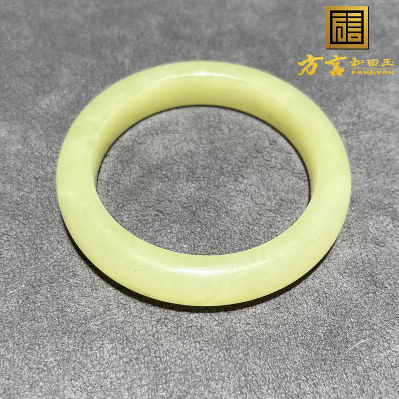 方言和田玉佩戴级巨漏新疆产且末料黄口带青花鸡油黄玉57mm手镯O8