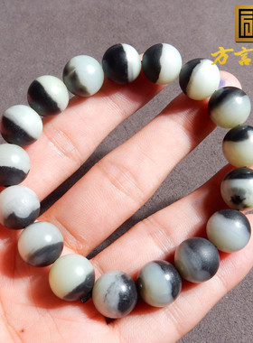 精品放漏新疆和田玉青花籽料